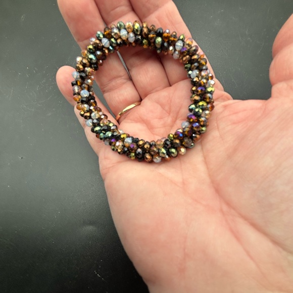 Elegant Black multicolor Beaded stretchy Bracelet - Picture 7 of 7